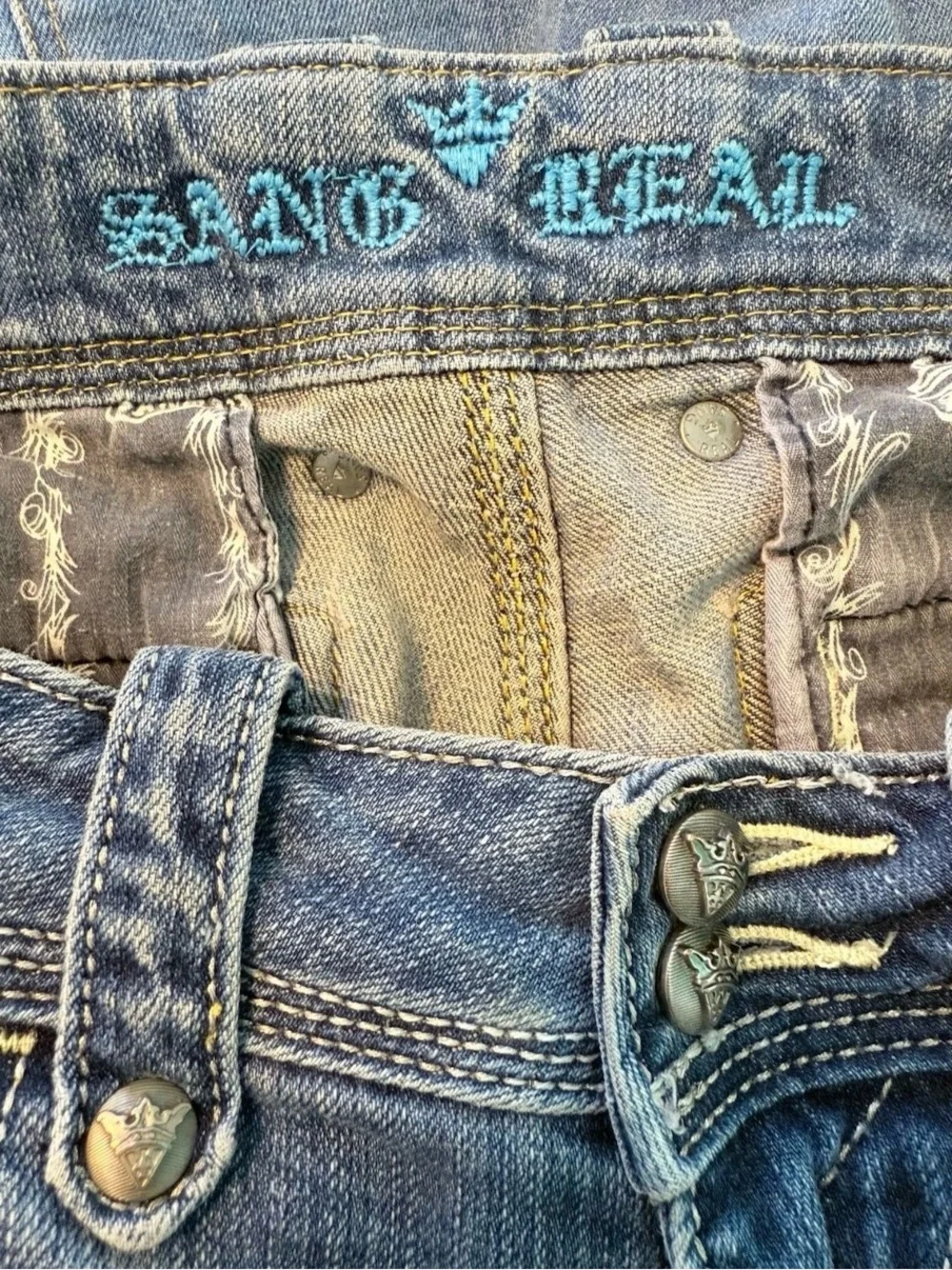 Sang Real Women's Long Jean Shorts Cuffed Distressed Bermuda Sz 27